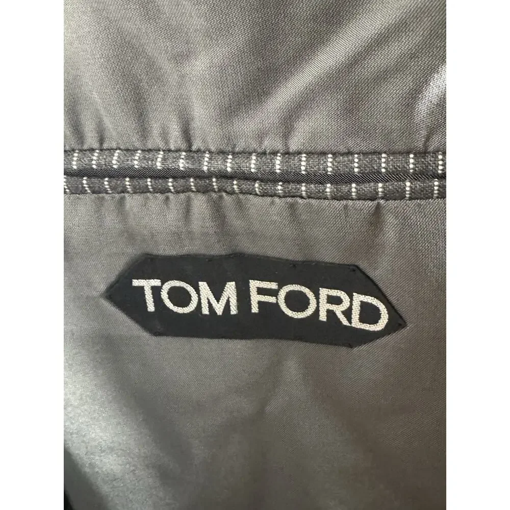 Tom Ford Gray Striped Wool 2 Piece Suit New 50R 40R 34x30.5 Trousers Notch Lapel